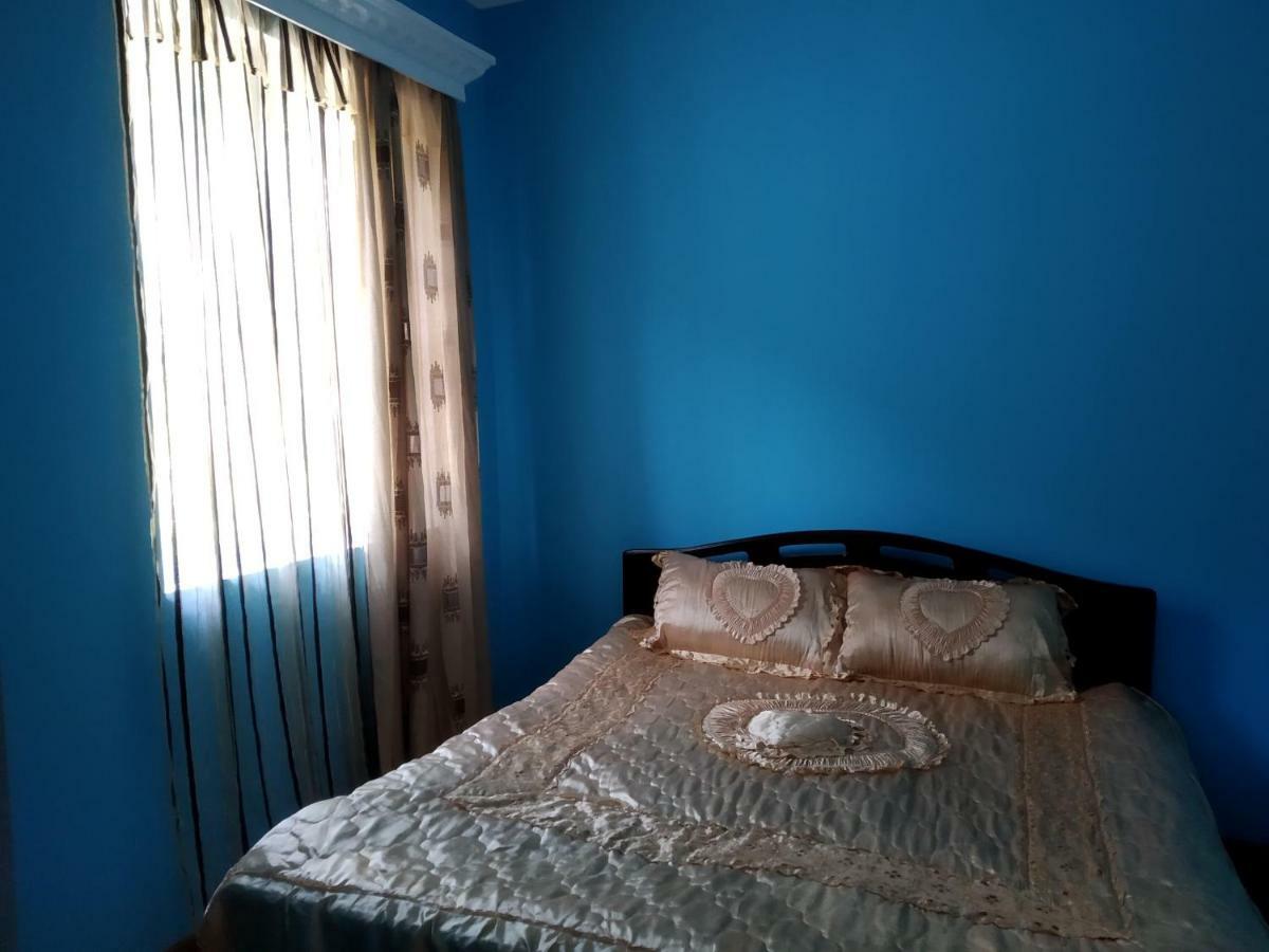 Raul Lushnu Darbaz Bed & Breakfast Местия Екстериор снимка